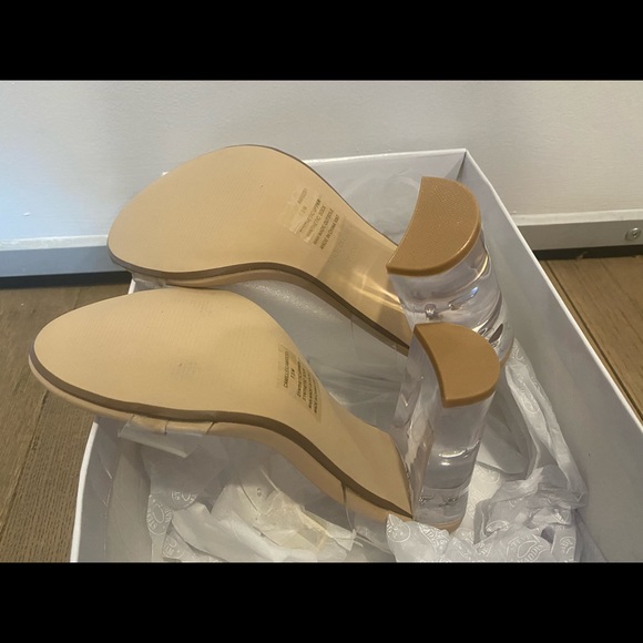 Steve Madden Camille clear size7.5 brand new - Picture 3 of 5